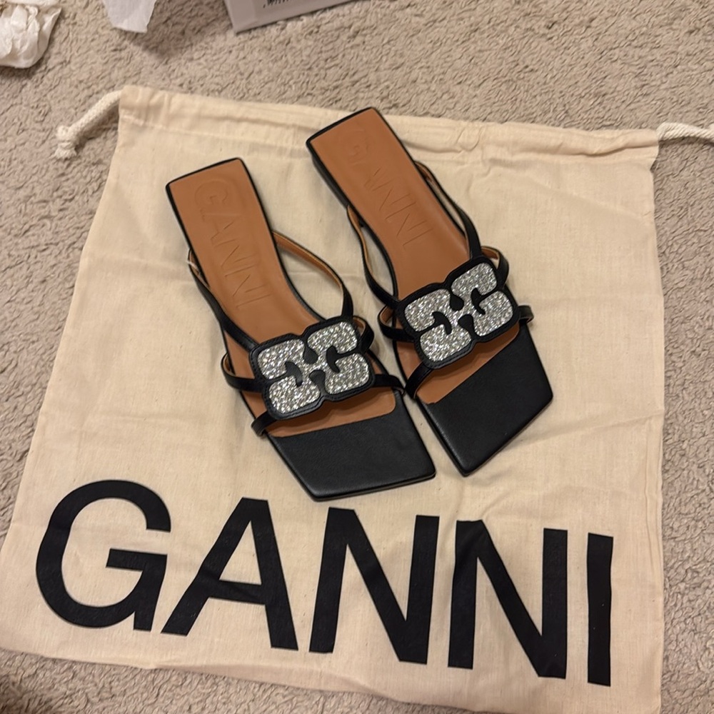 Ganni White and Black Sandals size7